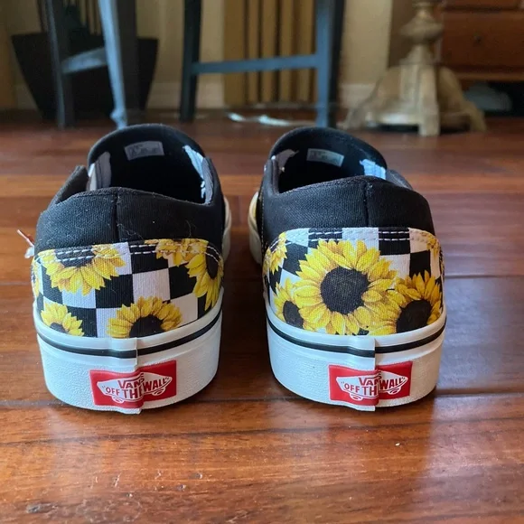 Van’s Checkerboard Slip-On w/ Sunflowers - Picture 3 of 9
